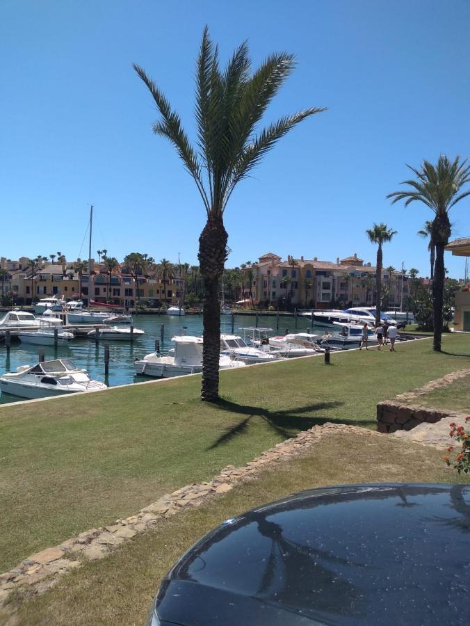 Duquesa 5210 Beach Side Paradise Castillo de Sabinillas Екстер'єр фото